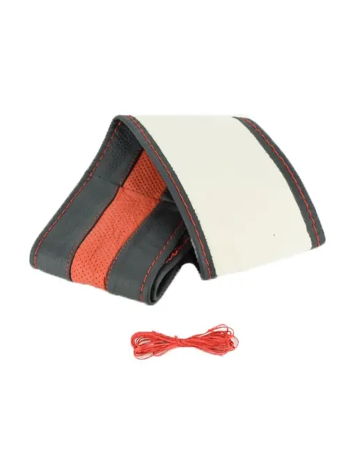Husa volan din PIELE NATURALA NEAGRA CU DUNGA ROSIE, pentru autoturisme, diametru 37 - 39 cm, cu ac si ata (se coase, aspect ORIGINAL) Reducere specială