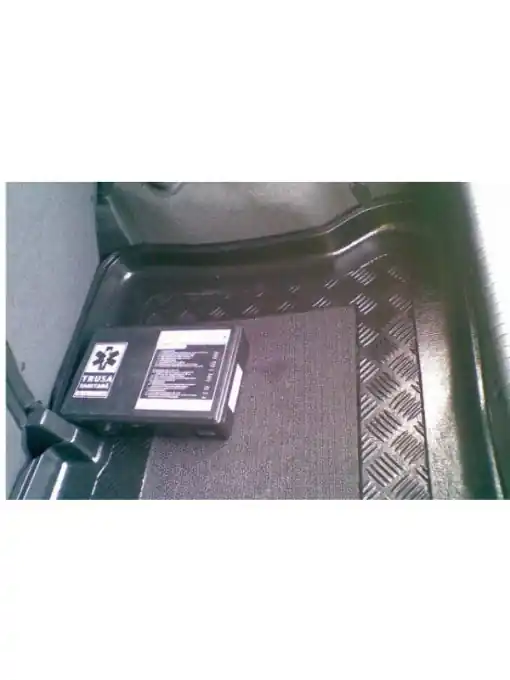 Tavita de portbagaj Opel Corsa C, caroserie Hatchback, fabricatie 2001 - 2006 Cumpărături sigure