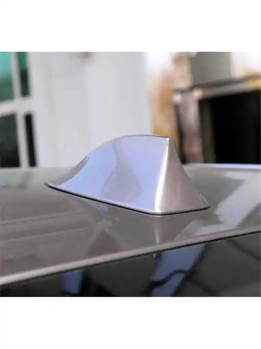 Reducere de preț Ornament pentru plafon auto tip "SHARK TAIL" culoare Argintiu