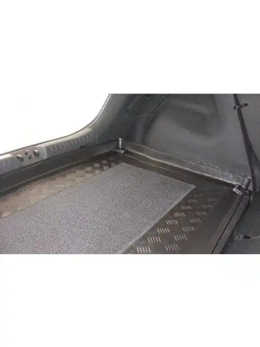 Cumpără acum Tavita de portbagaj Kia Ceed I, caroserie Hatchback, fabricatie 2007 - 04.2012, portbagaj superior