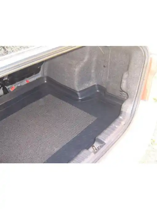 Tavita de portbagaj Chevrolet Aveo T200, caroserie Sedan, fabricatie 2002 - 2005 Mai ieftin