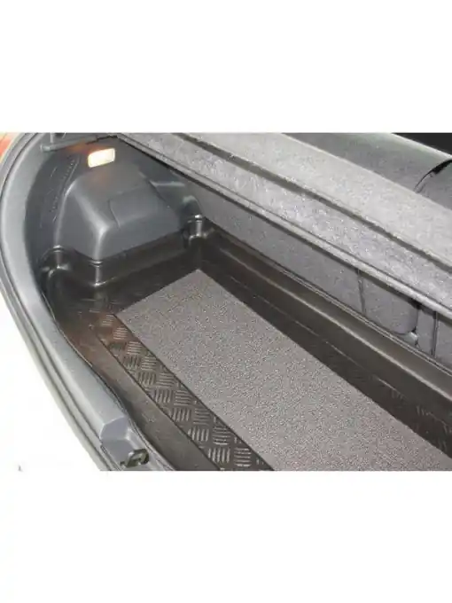 Ofertă Tavita de portbagaj Toyota Yaris II, caroserie Hatchback, fabricatie 10.2005 - 2011, portbagaj superior