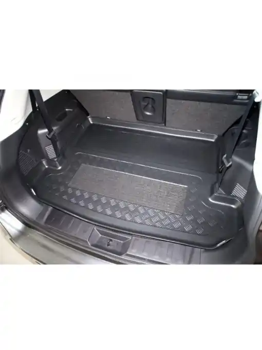 Tavita de portbagaj Nissan X-Trail T32, caroserie SUV, fabricatie 08.2014 - prezent Vezi acum