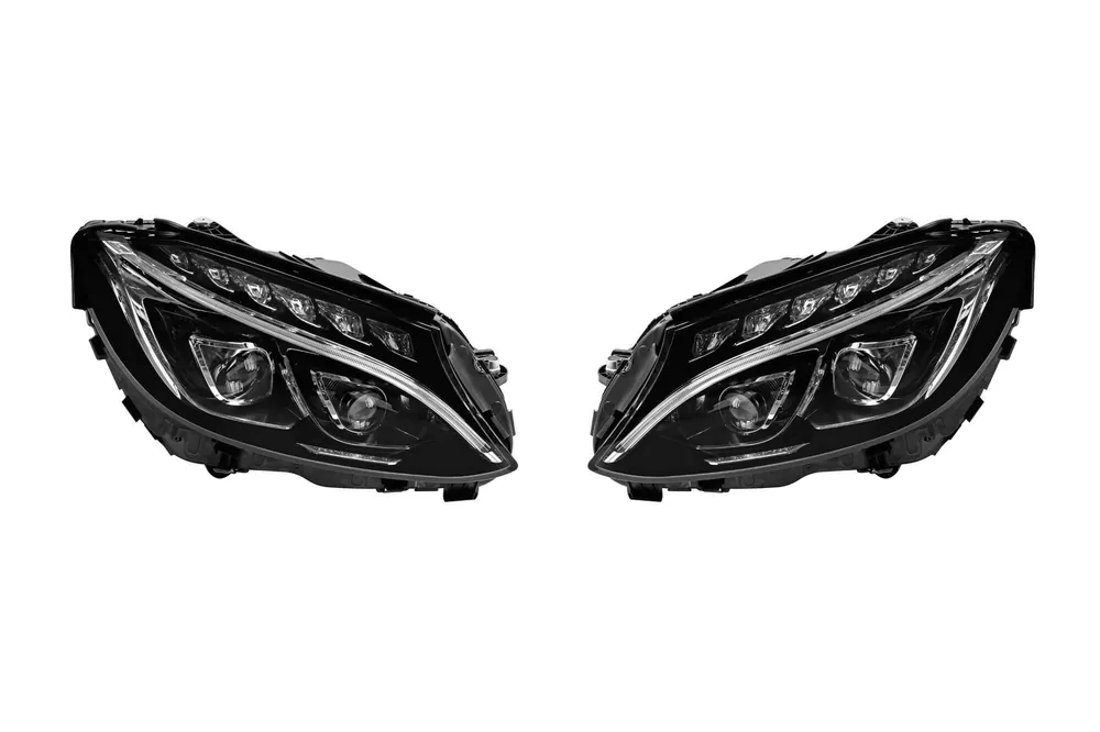 Disponibil imediat Set de faruri LED de tuning potrivit pentru Mercedes C-Class W205, S205 2014-2018 cu bază cromată, stânga și dreapta