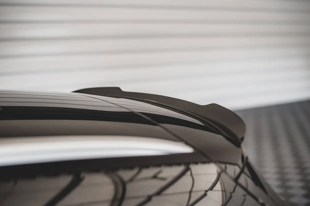 Spoiler Maxton Design potrivit pentru Mercedes E-Class W213 break 2016-2021, lac negru Ofertă limitată
