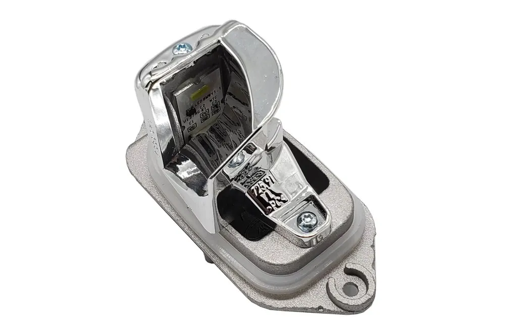 Reducere Modul drept pentru lumină de viraj în far LED 63117370000 potrivit pentru BMW Seria 7 F01, F02 2012-2015