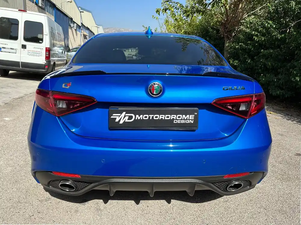 Plată sigură Spoiler Motordrome Design potrivit pentru portbagajul Alfa Romeo Giulia dupa 2016