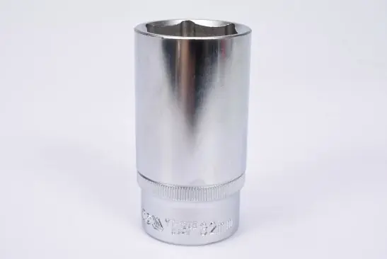 Cheie Tubulara Lunga 1 2 , 32Mm YATO Premium