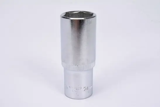 Cheie Tubulara Lunga 1 2 , 24Mm YATO Reducere de preț