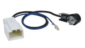Doar azi Adaptor antenă 4carmedia AA-TOYOTA-ISO