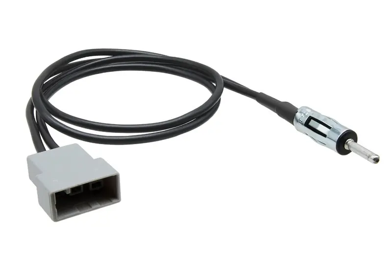 Adaptor antenă Subaru - DIN 2957942 Transport gratuit