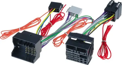 Transport gratuit Adaptor 4carmedia pentru kit HF Mercedes