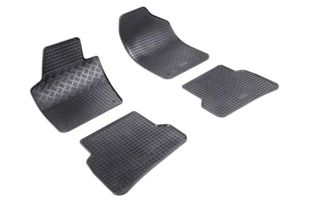Super ofertă Covorase din cauciuc Rigum pentru Volkswagen Polo (2009 -) / Seat Ibiza (2008 -) / Škoda Fabia 3 (2014 -)