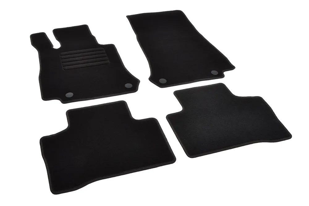 Ofertă specială Covorașe textile Rigum pentru Mercedes-Benz EQC (2019 -), GLC (2015 -)